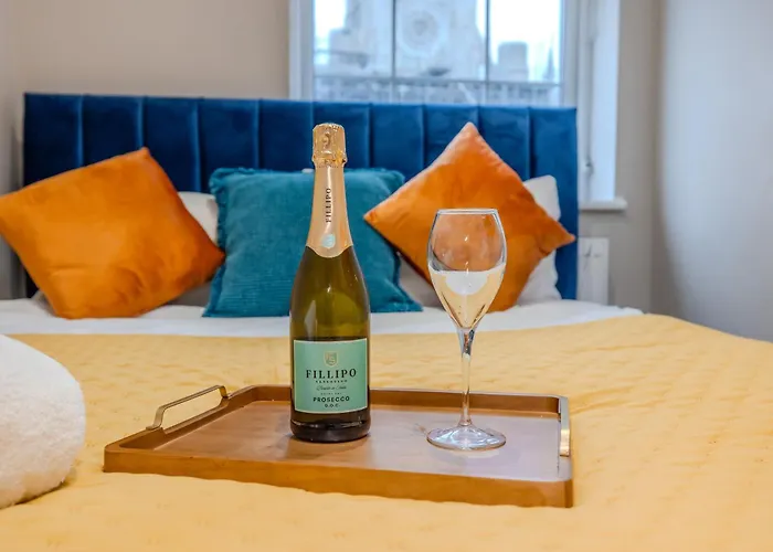 Beautiful 2 Bedroom Flat Next To Brighton Beach & North Lanes