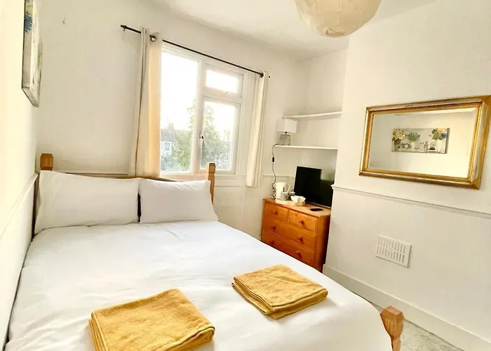 Lovely Brighton Townhouse