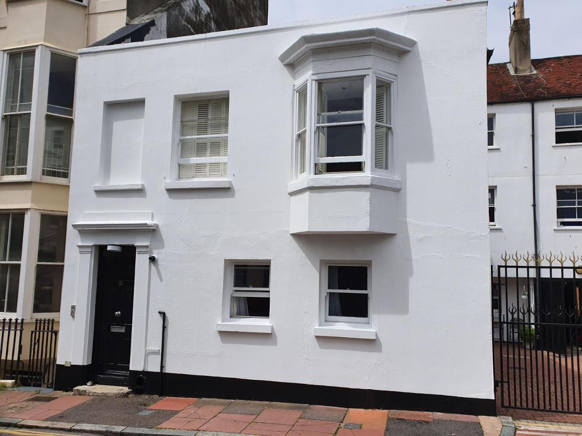 Guest house Waynes Place Brighton