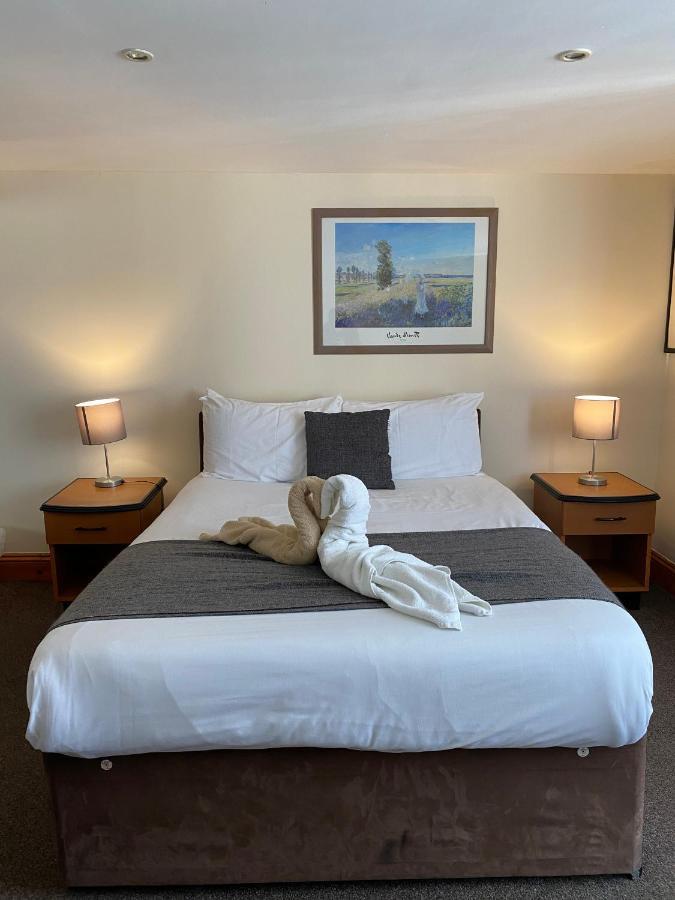 Old Palace Guest house 3*