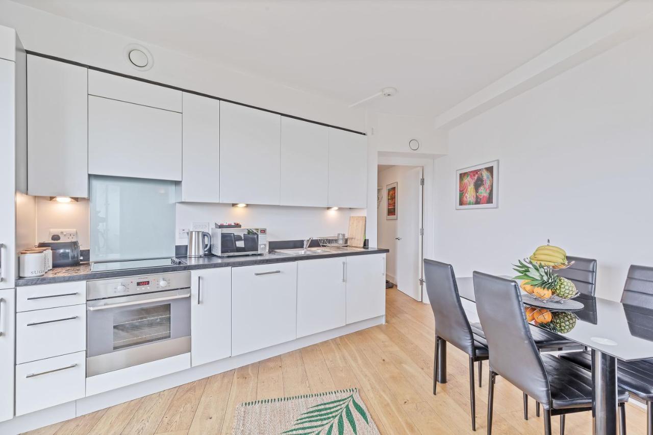 Panoramic Pad With Free Parking - By My Getaways Brighton
