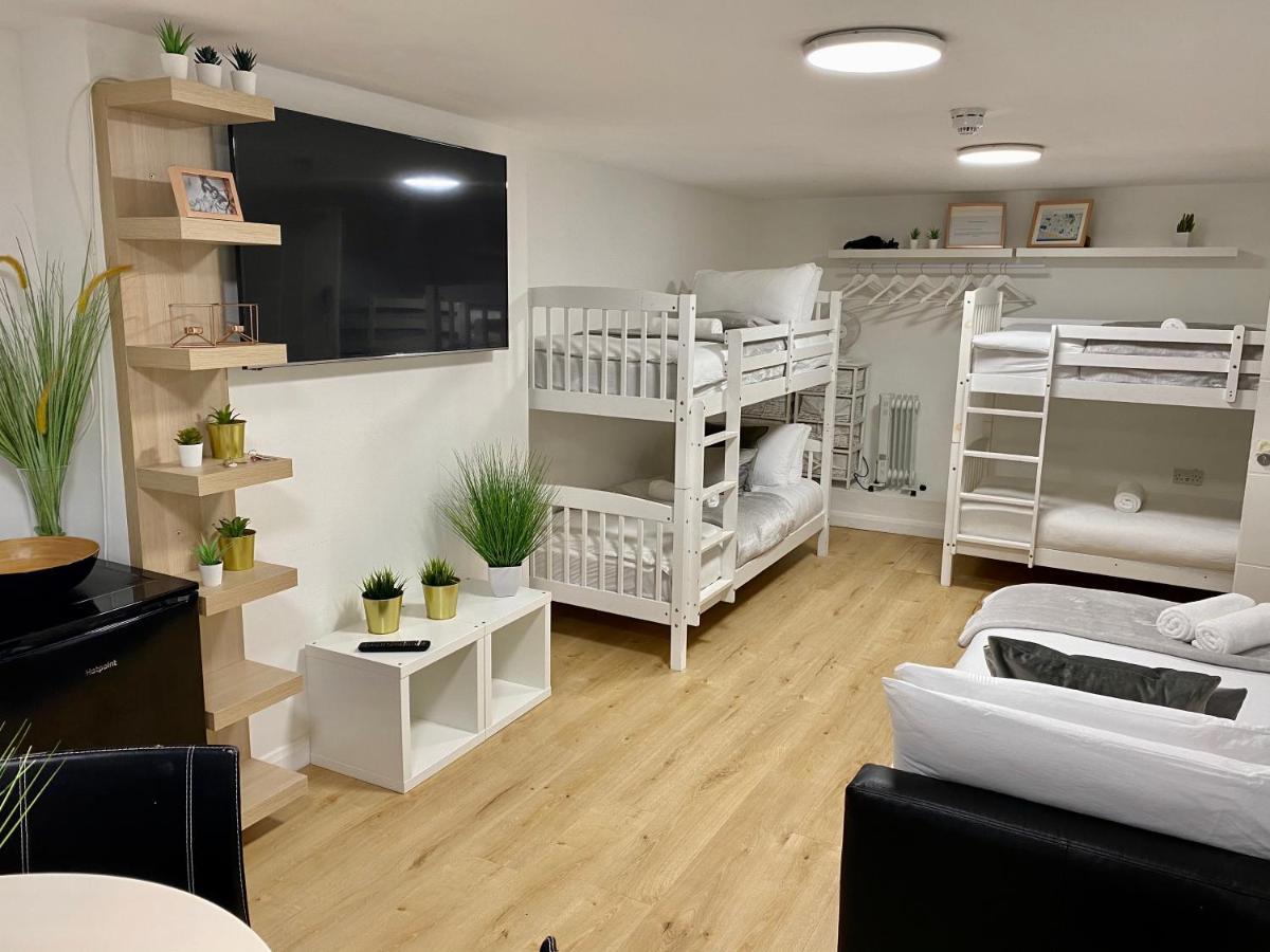 Apartment Bond
