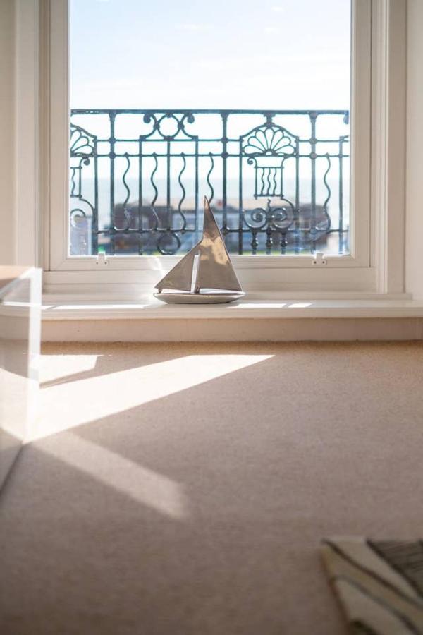 Spectacular Sea Views! Stylish Apt With Balcony * Brighton