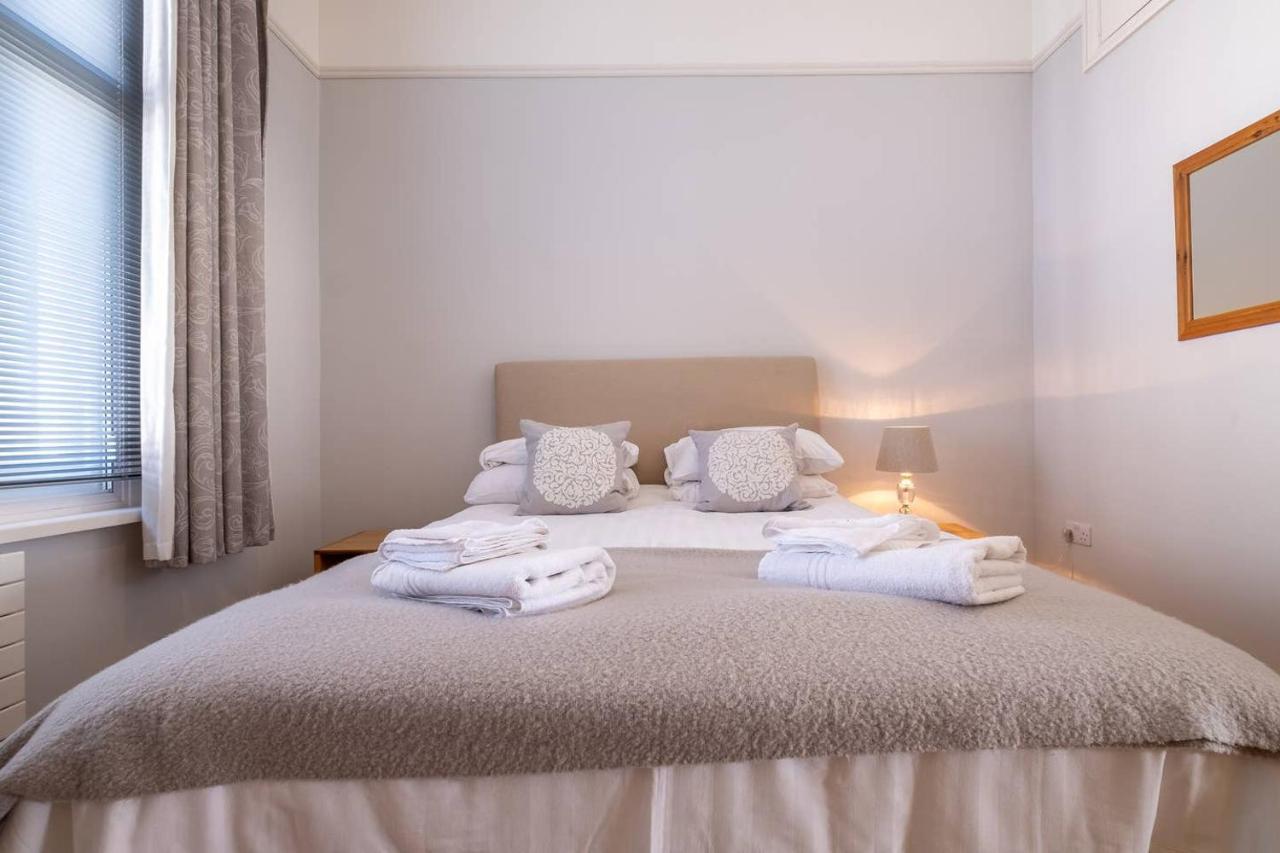 Spectacular Sea Views! Stylish Apt With Balcony Apartment Brighton