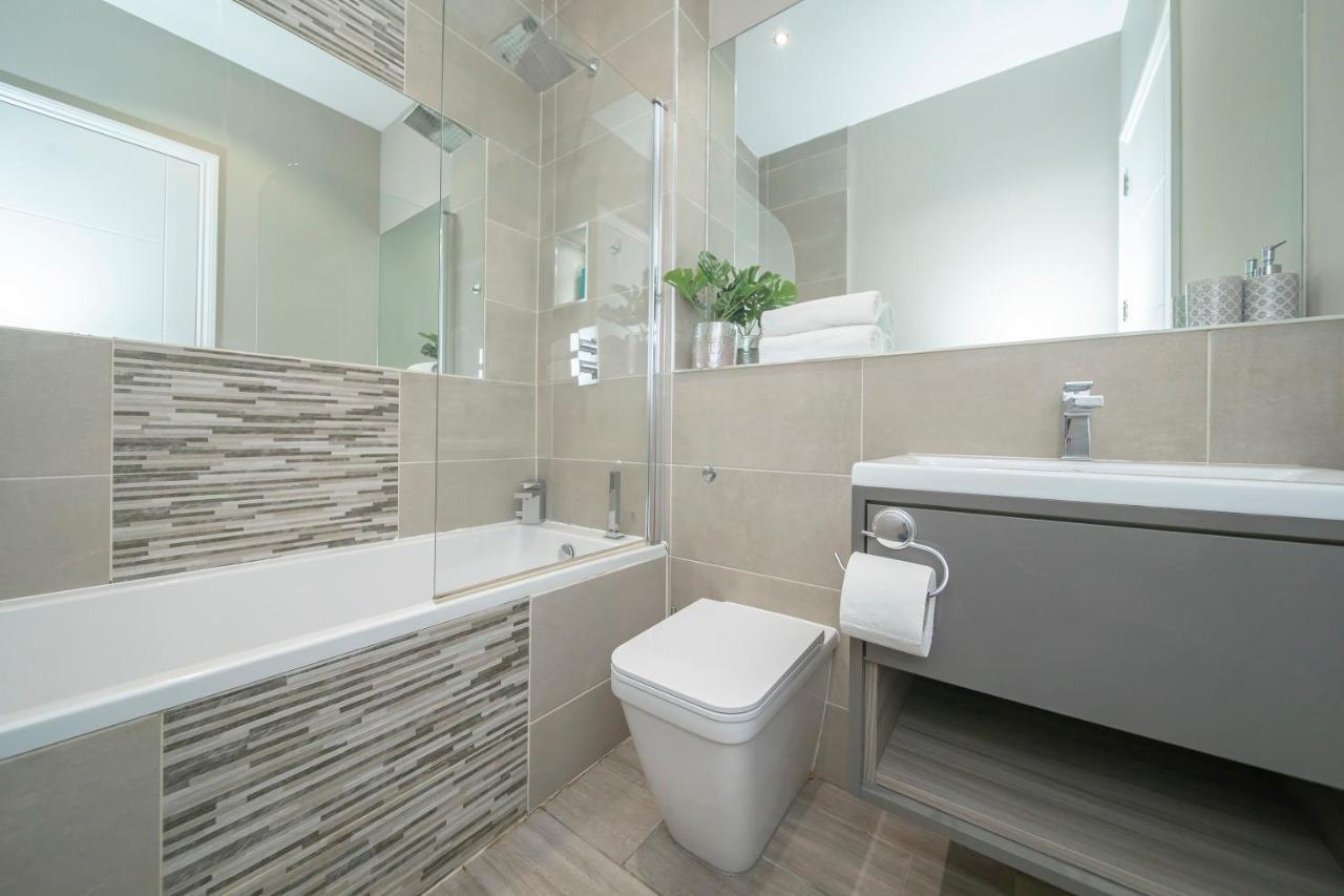 Flash Sales Offer - Any Week Day No Minimum Night Restrictions Centre Seafront 1 Bedroom Flat Bn1gre08 *