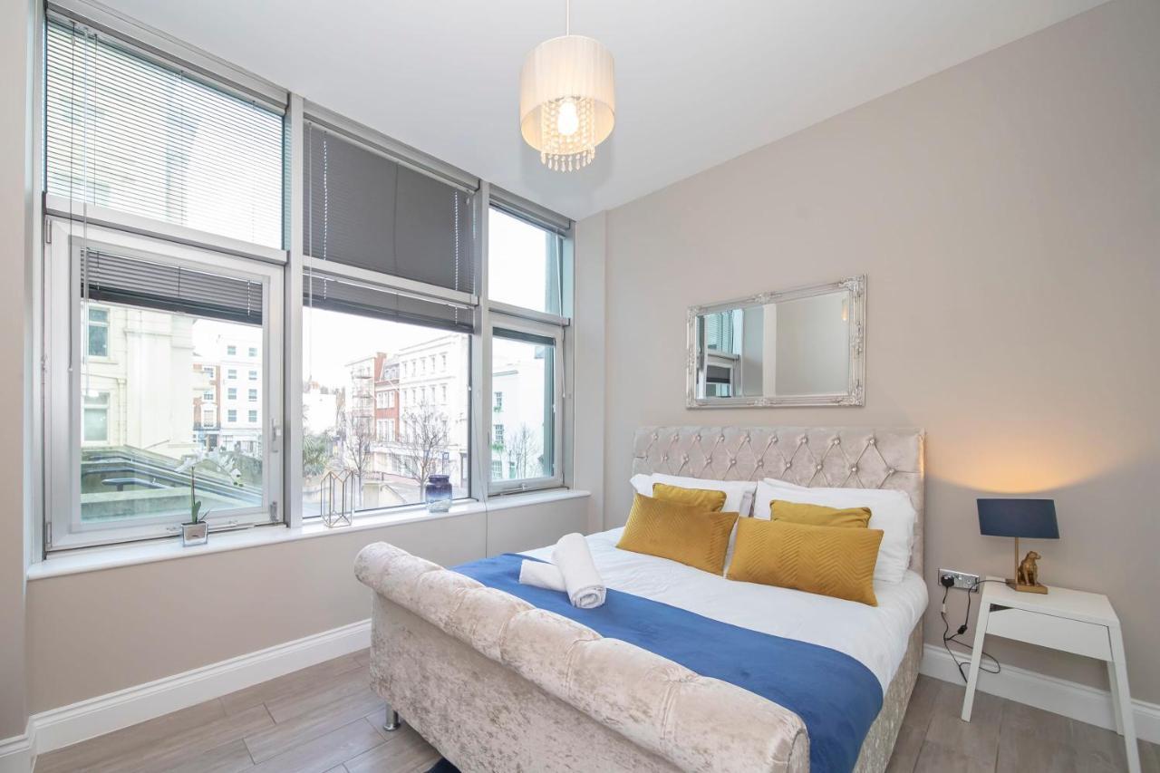 Apartment Flash Sales Offer - Any Week Day No Minimum Night Restrictions Centre Seafront 1 Bedroom Flat Bn1gre08