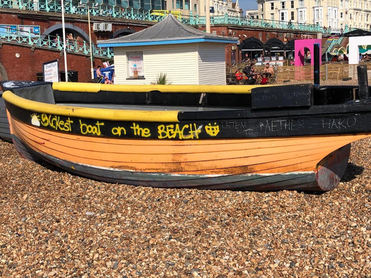 Holiday home Charming & Garden - Brighton!