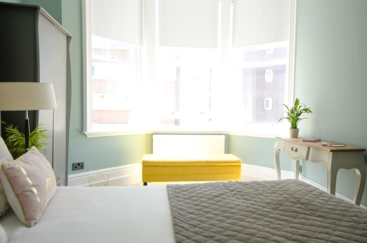 Seaview Mansion - With Parking Apartment