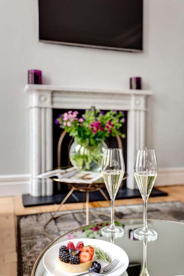 Luxury Mansion Townhouse With Private Cinema Holiday home *