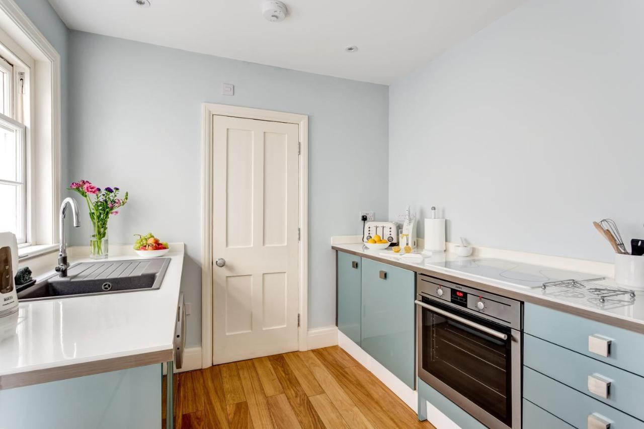 Holiday home Luxury Mansion Townhouse With Private Cinema Brighton