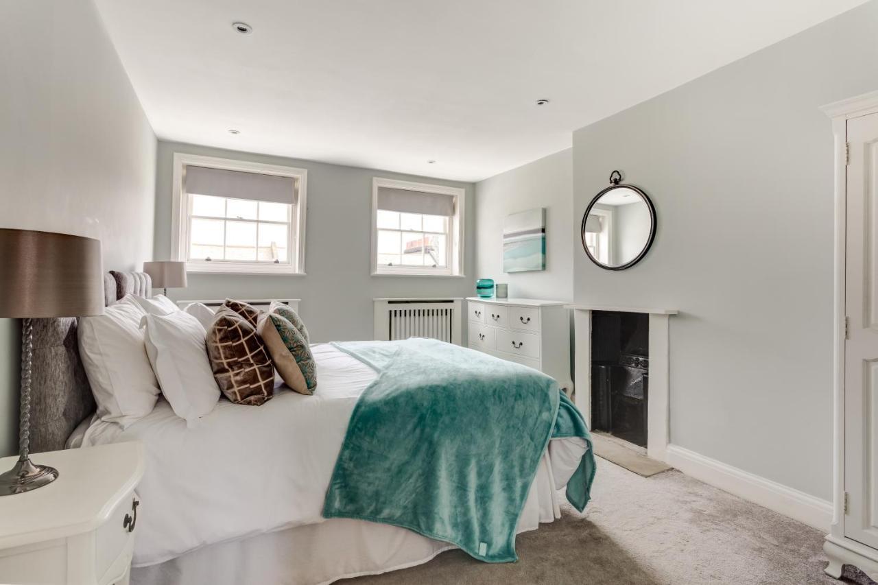 Holiday home Luxury Mansion Townhouse With Private Cinema Brighton