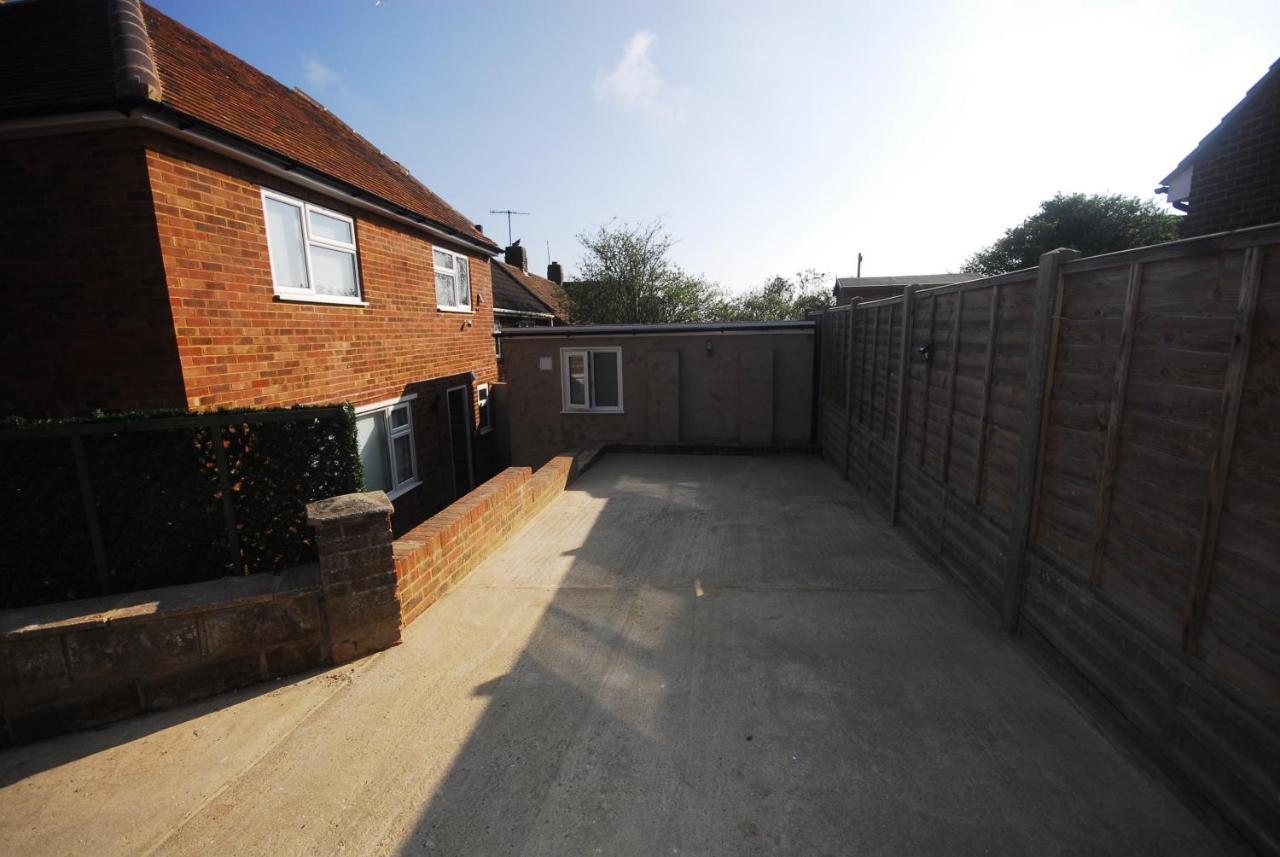 Apartment Family With Hot Tub & Sauna Sleeps 8 Brighton
