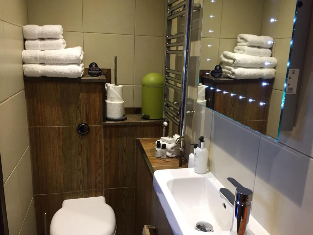 Guest And The 4* Brighton