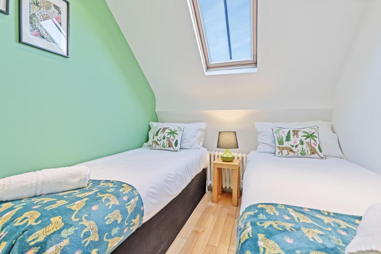 Majestic Mews Apartment With Free Parking - By My Getaways Apartment Brighton