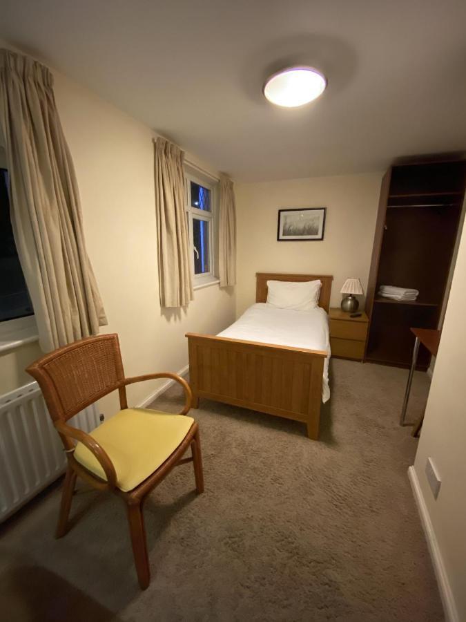 Guest house Clifton House 3*