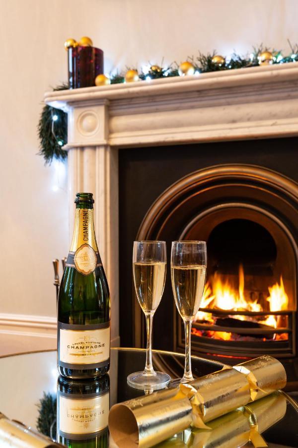 Luxury Mansion Townhouse With Private Cinema Holiday home