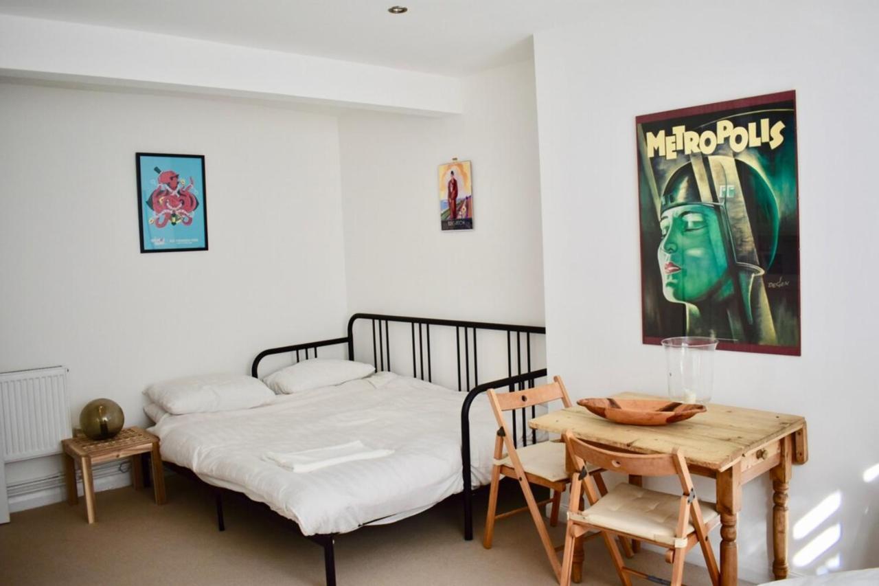 Trendy Flat In Kemptown Village Apartment Brighton