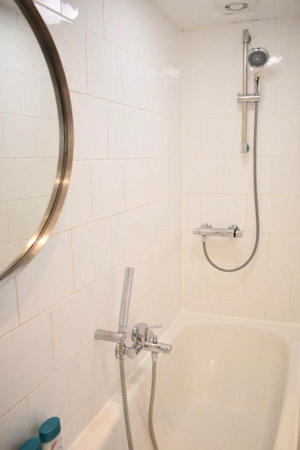 Trendy Flat In Kemptown Village Apartment