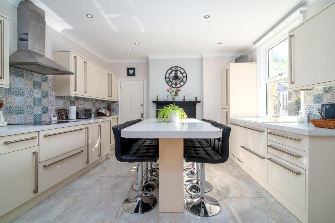5Br Family Home With Private Garden In Portslade