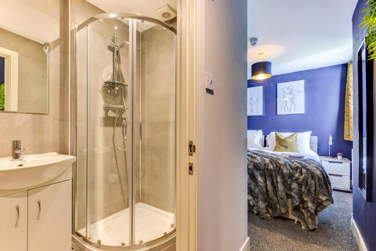 Apartment 2 Bedroom Cosy Apartment, Powis Square -