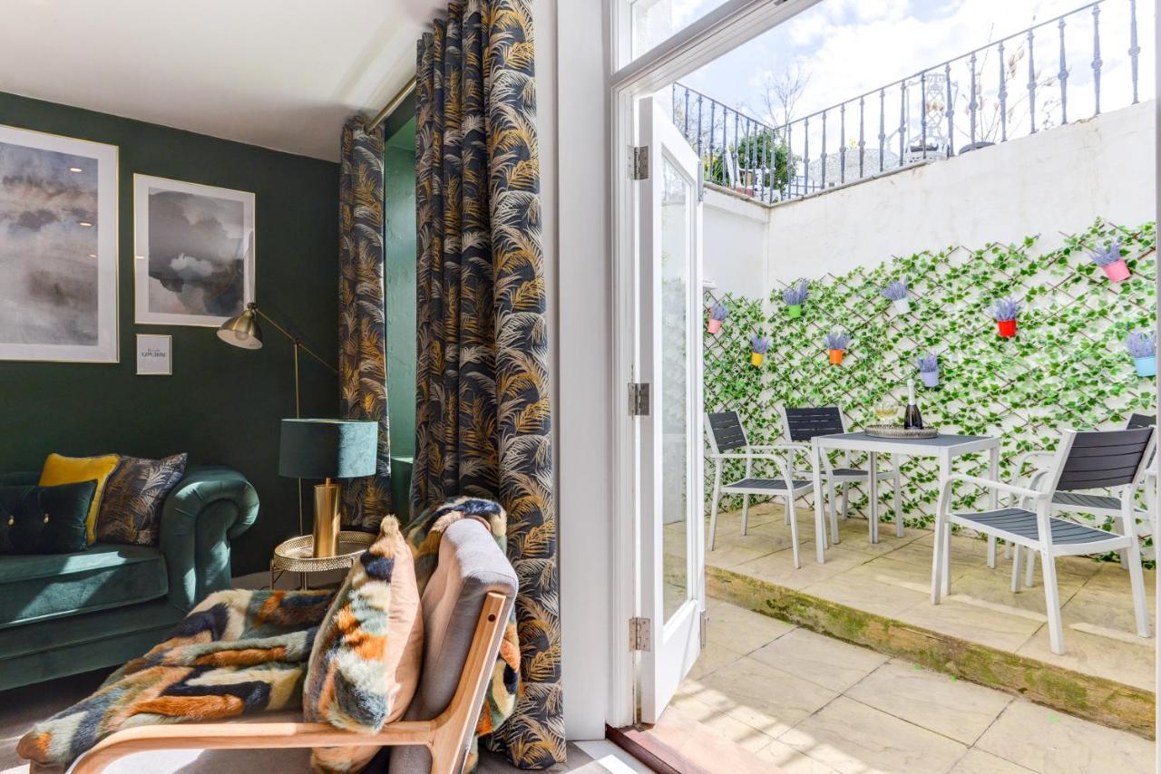Apartment 2 Bedroom Cosy Apartment, Powis Square - *