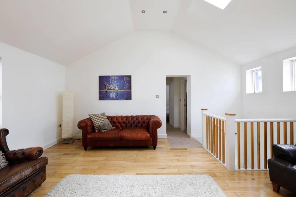 Holiday home Beautiful 2 Bedroom Mews House With Parking By The Beach *