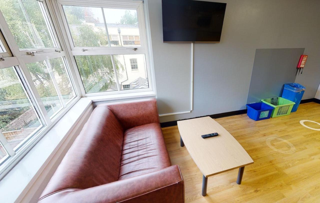 Phoenix Halls Aparthotel