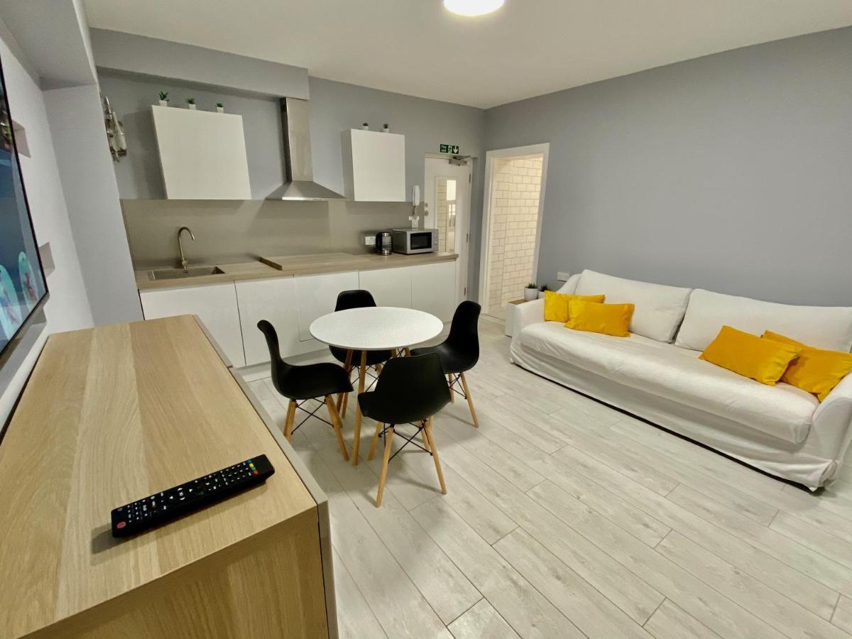 Apartment Bond