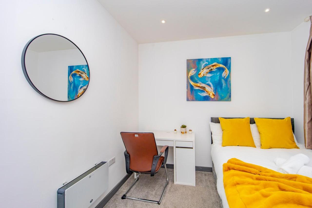 Special Offer 3 Bedroom Flat Bn32osm18