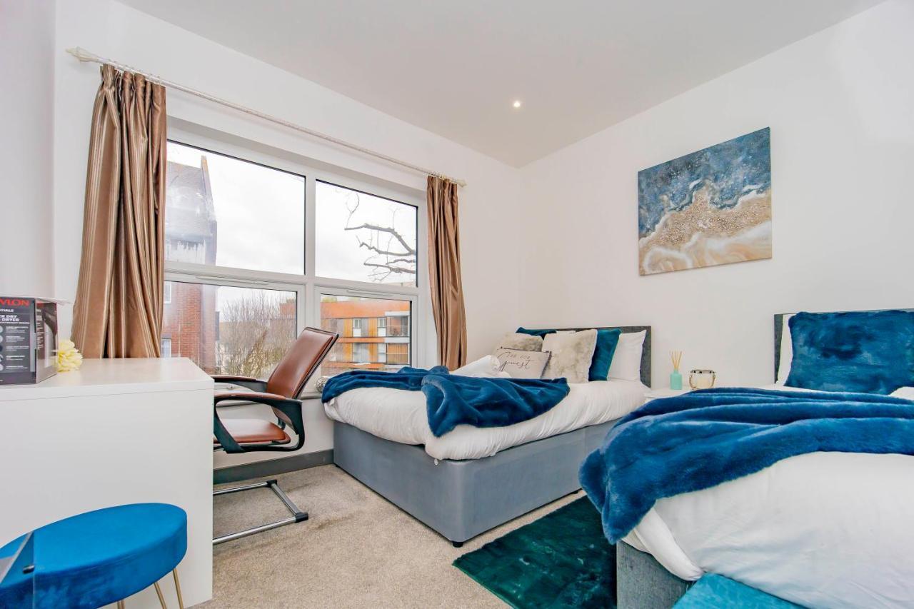 Special Offer 3 Bedroom Flat Bn32osm18 Apartment *