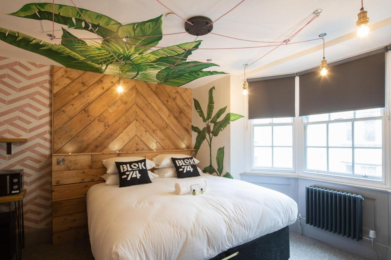 Hotel Blok-74 Brighton