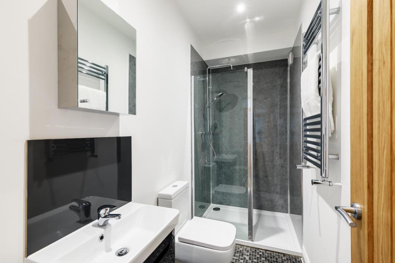 Newly Renovated 2 Bedroom With Garden * Brighton