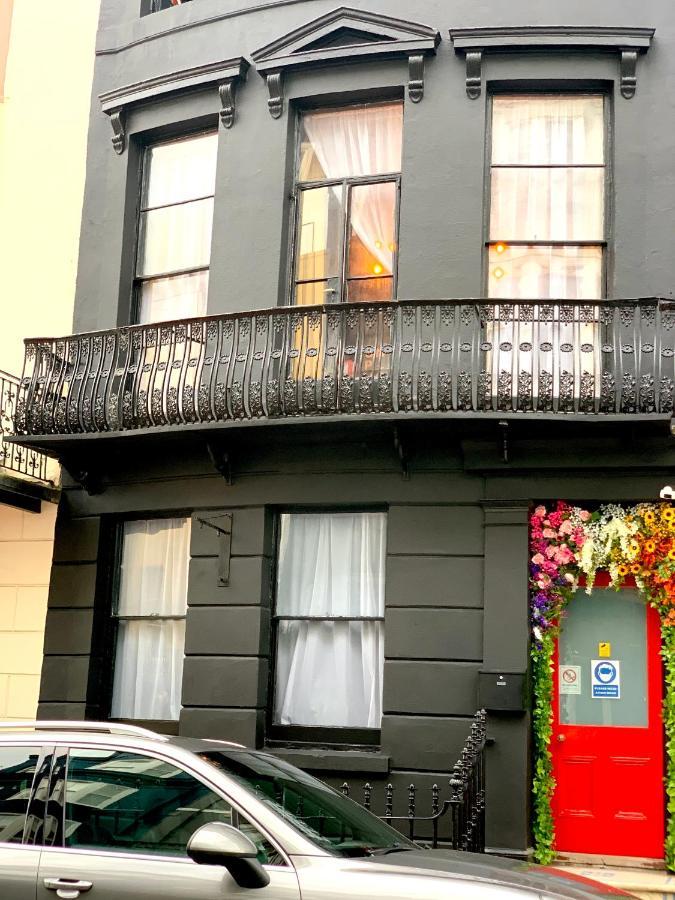 Black Kemptown 3*