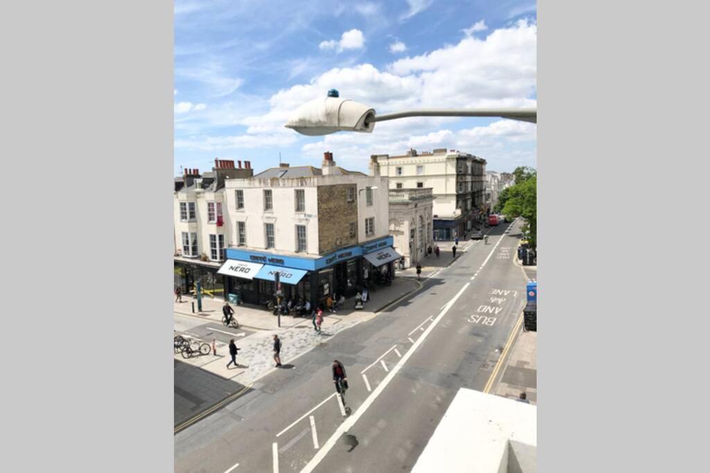 Luxury 2-bed In Central Brighton
