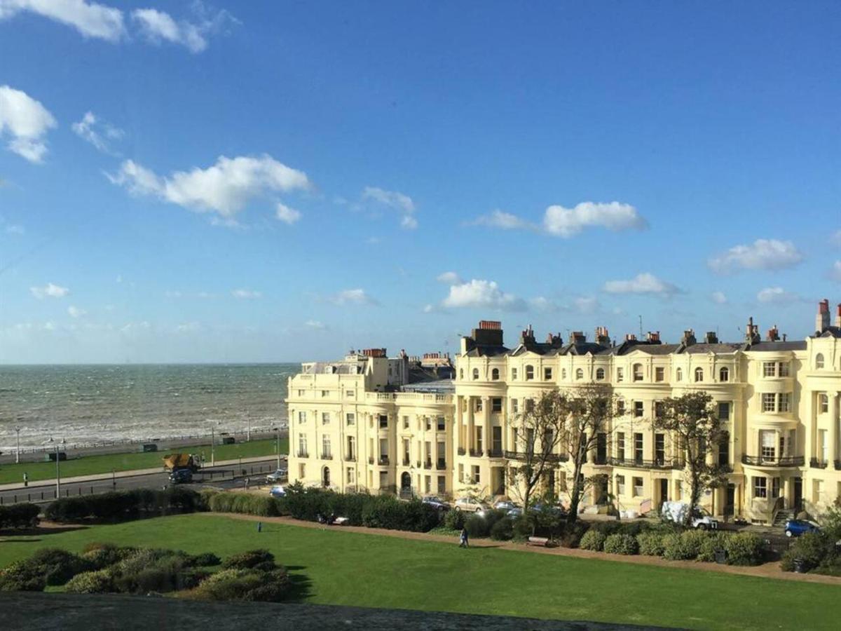 Quirky Seaside Family Walk To The Waves! Holiday home Brighton