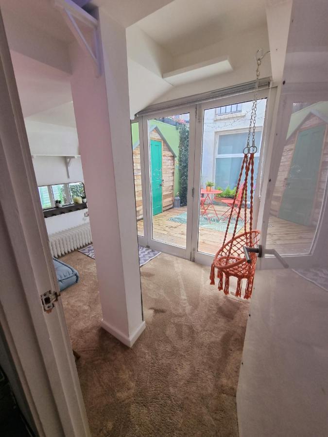 Holiday home Quirky Seaside Family Walk To The Waves! Brighton