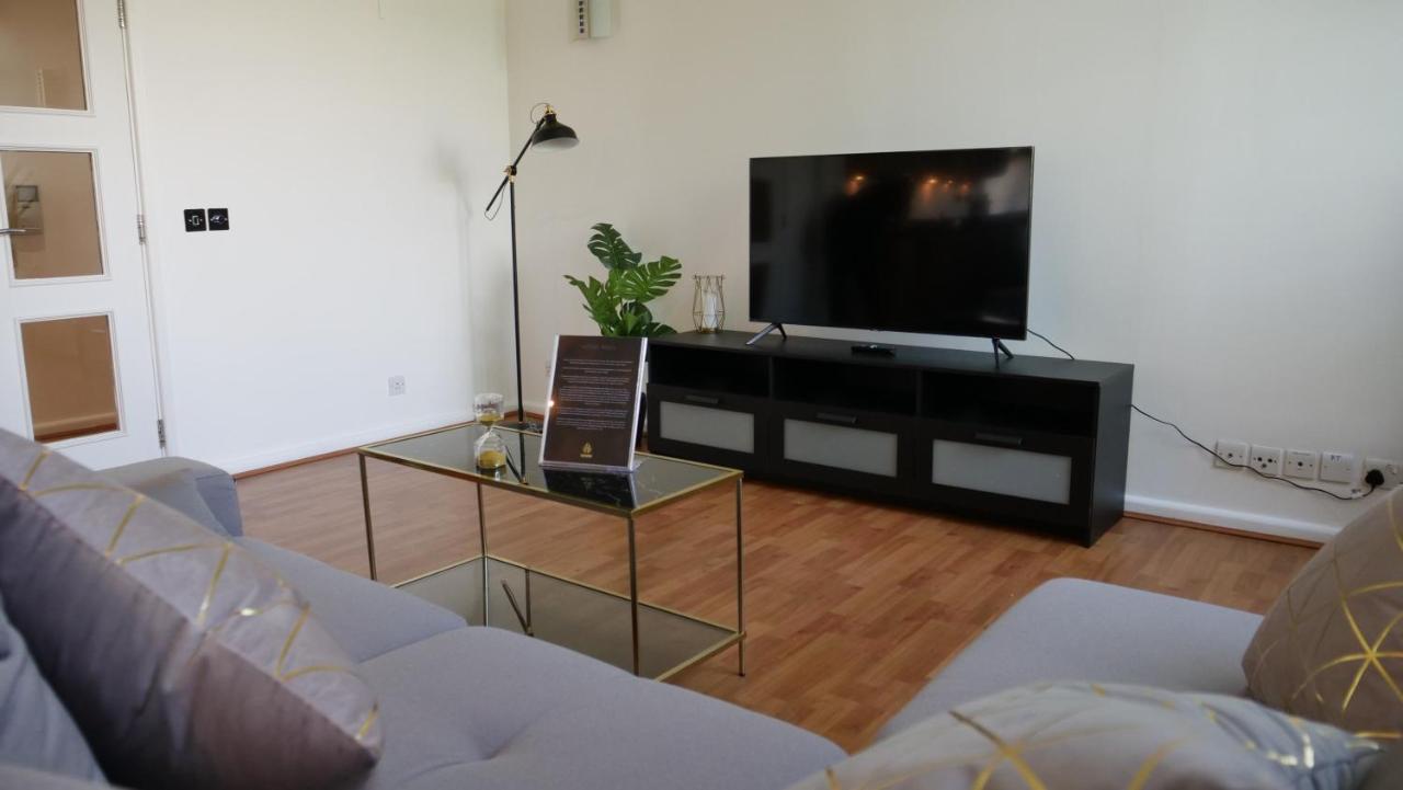 Premium Apartment, Amazing Location * Brighton