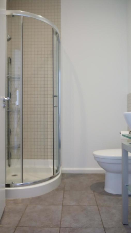 Premium Apartment, Amazing Location Apartment