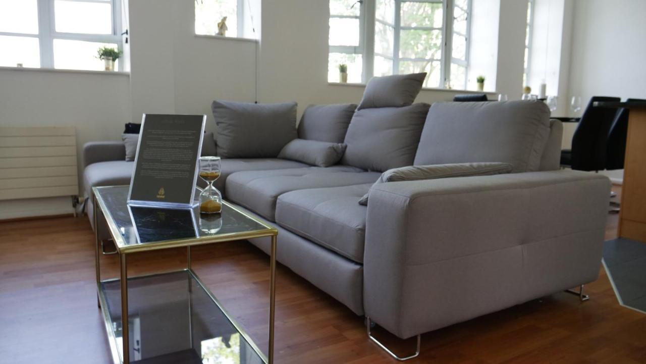 Premium Apartment, Amazing Location *