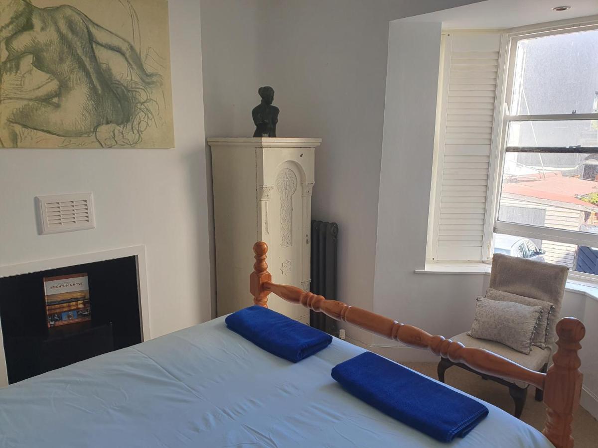 Number One Guest house *