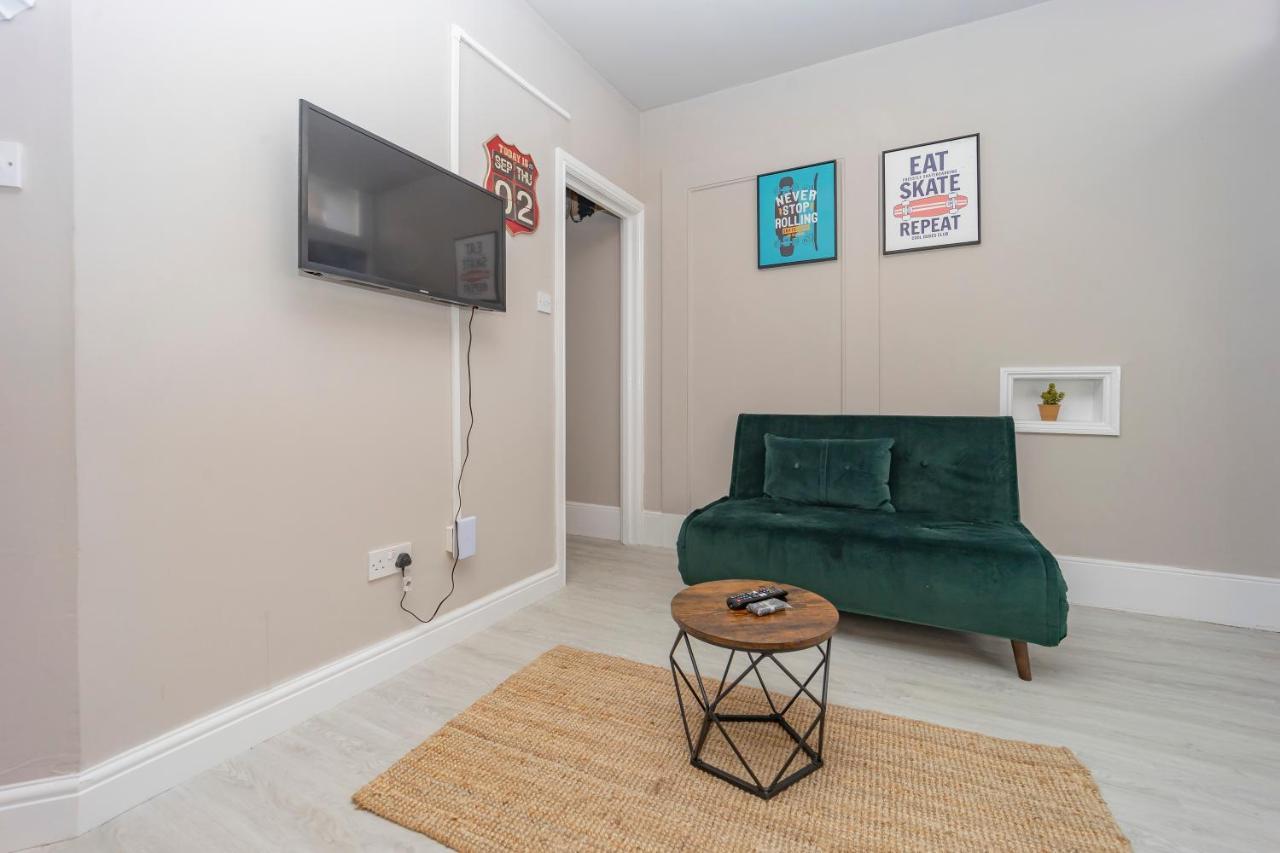 Funky Studio Few Mins To Seafront Mst *