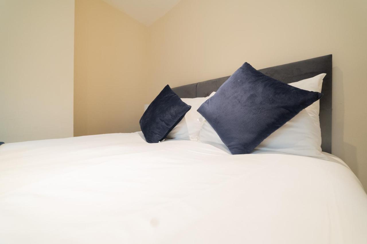 Luxury 3 Bedroom Near Apartment Brighton
