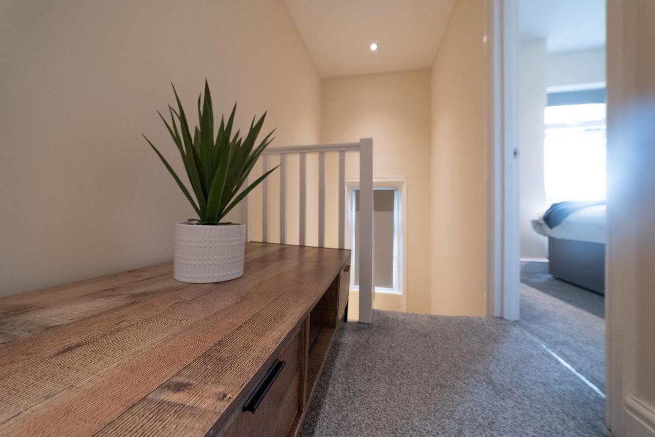 Apartment Luxury 3 Bedroom Near Brighton