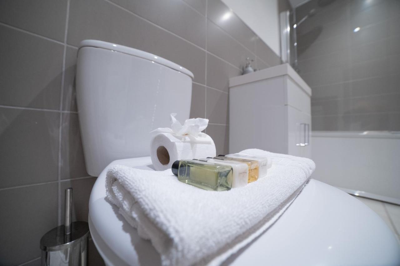 Luxury 3 Bedroom Near