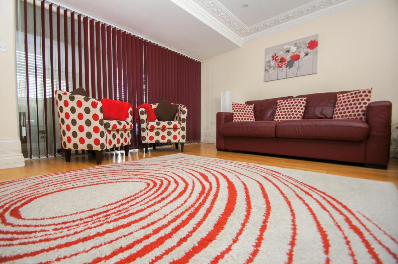 Kemp Town House - Parking - By Lets Holiday home