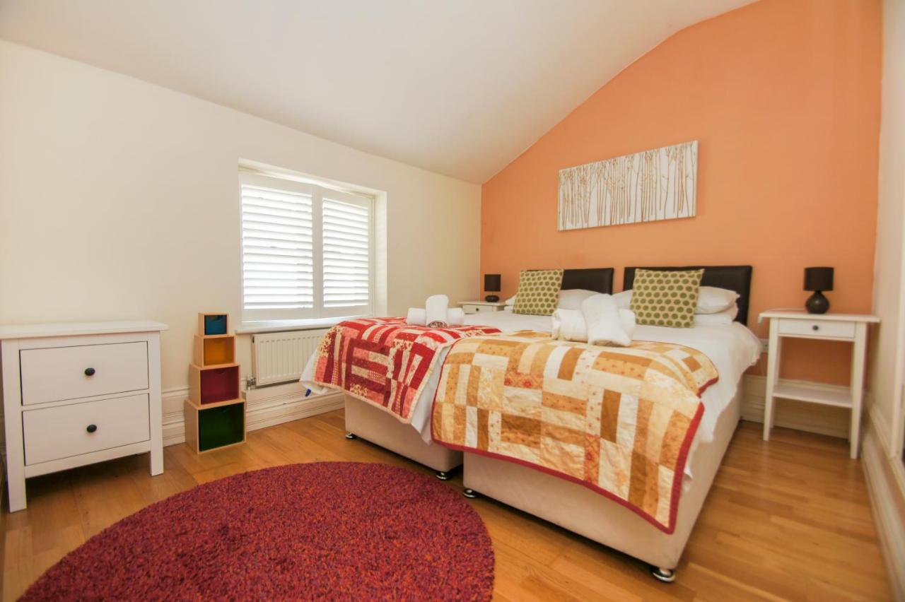 Kemp Town House - Parking - By Lets Holiday home