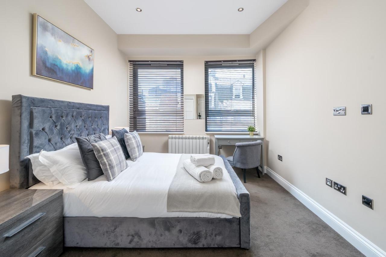 Spacious 2 Bedroom - Sleeps 6 Apartment