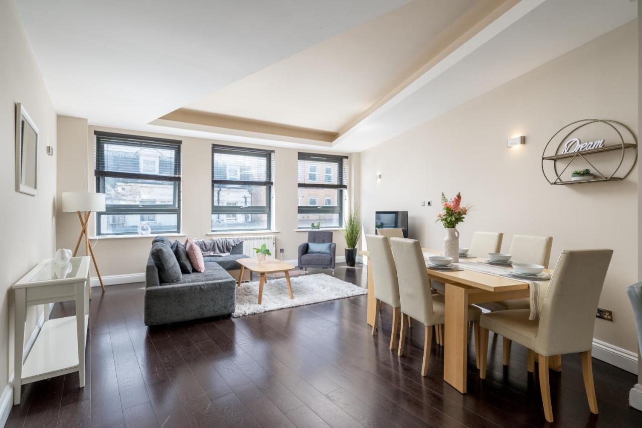 Spacious 2 Bedroom - Sleeps 6 * Brighton