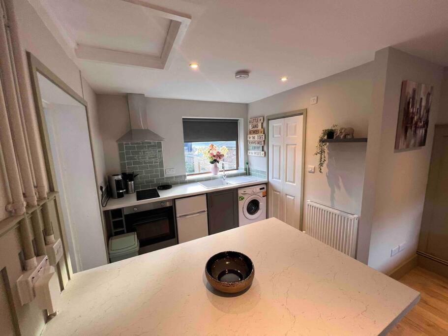 Seaview 1 Bed Open - Free Parking Apartment Brighton