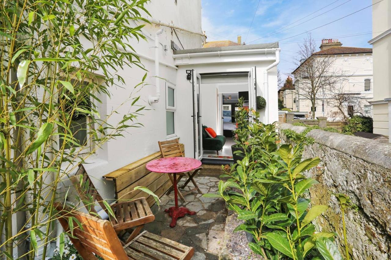Plush City Centre Micropad With Parking Holiday home Brighton